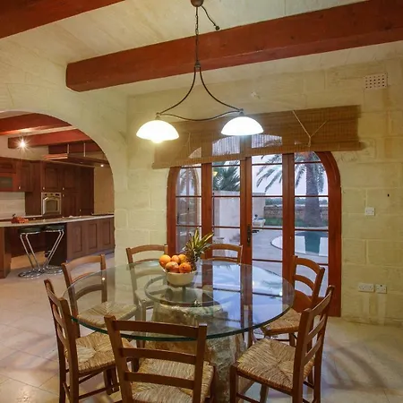 Feriehus Il-palma Farmhouse With Sunny Private Pool In Island Of Gozo