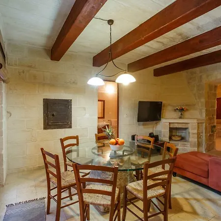 Il-palma Farmhouse With Sunny Private Pool In Island Of Gozo