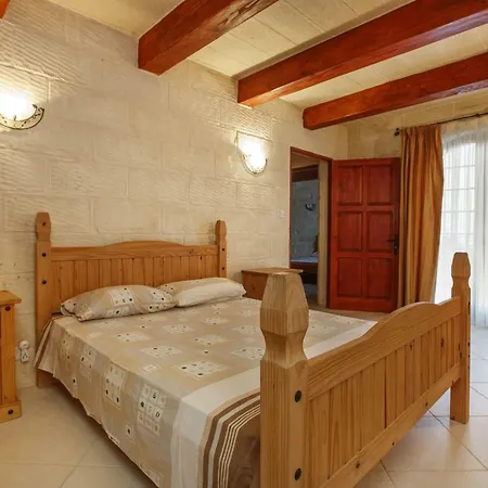 Il-palma Farmhouse With Sunny Private Pool In Island Of Gozo * Għarb