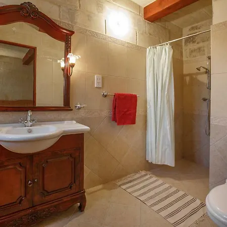 Il-palma Farmhouse With Sunny Private Pool In Island Of Gozo * Għarb