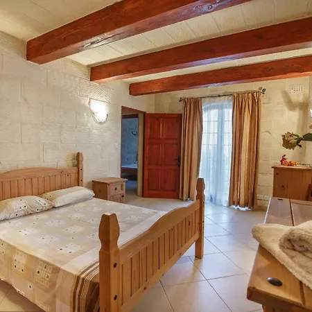 Il-palma Farmhouse With Sunny Private Pool In Island Of Gozo